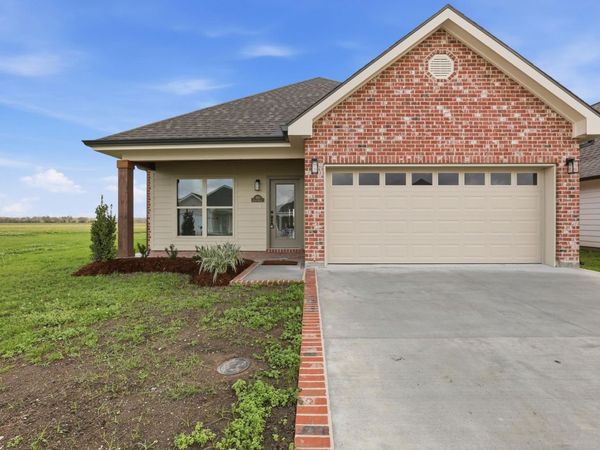303 Couch Drive, Thibodaux, LA 70301