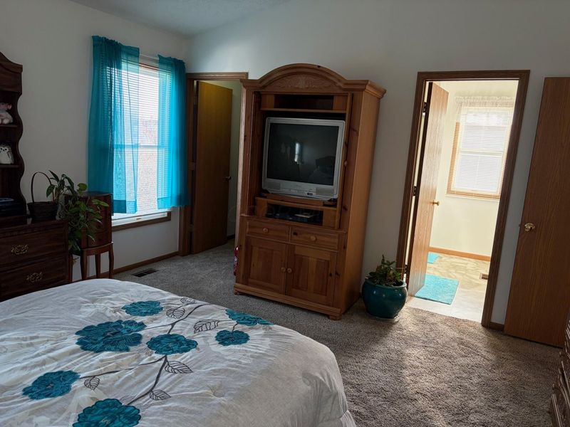 5757 Silver Spurs Lane, Unit 615, Galloway, OH 43119 Photo 22