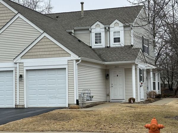 2811 Rutland Circle , Unit 101, Naperville, IL 60564