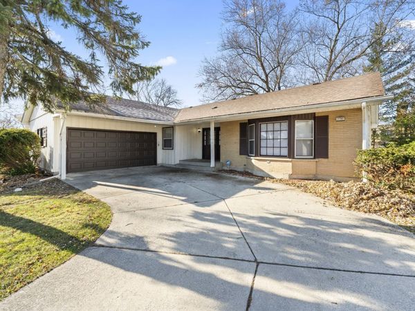 17740 Cedar Avenue , Country Club Hills, IL 60478