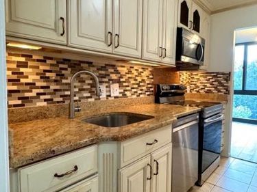 2300 PIMMIT DRIVE , Unit 719, FALLS CHURCH, VA 22043