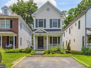 208 WILSON AVENUE NW , LEESBURG, VA 20176