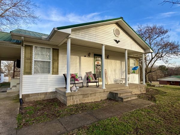 65 Pleasant Hill Rd, Springville, TN 38256