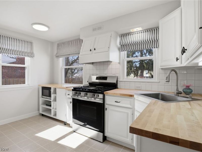 1390 Brainard Road, Lyndhurst, OH 44124 Photo 12