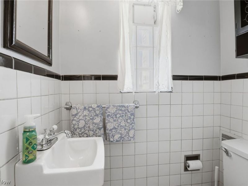 1390 Brainard Road, Lyndhurst, OH 44124 Photo 16