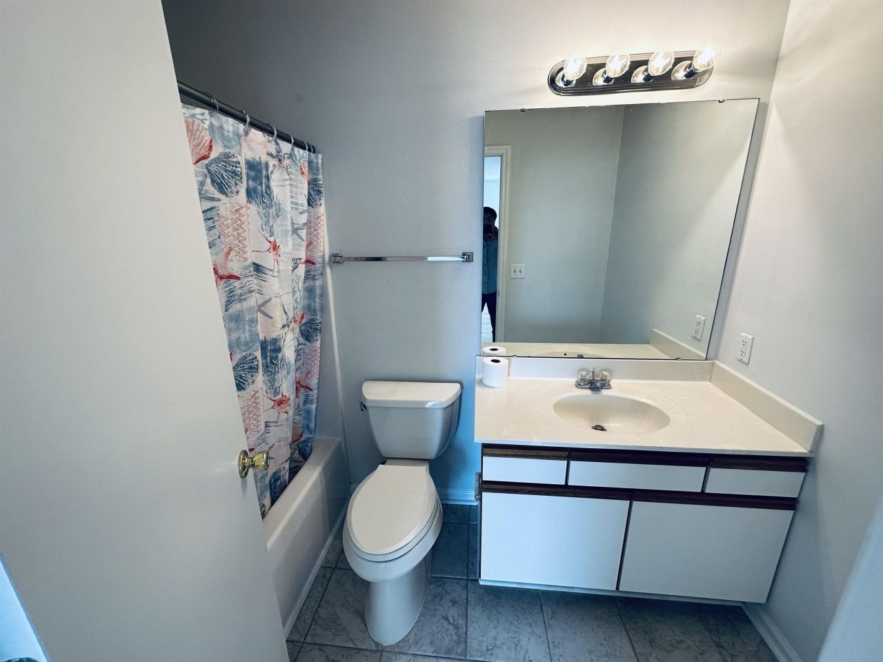 2273 Huntingdon Dr.  Photo 11