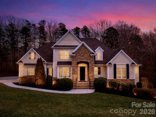 141 Winding Creek Drive, Troutman, NC 28166