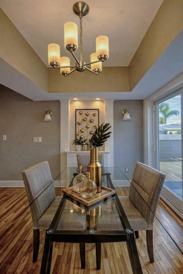 205 25th Avenue Ne, Saint Petersburg, FL 33704 Photo