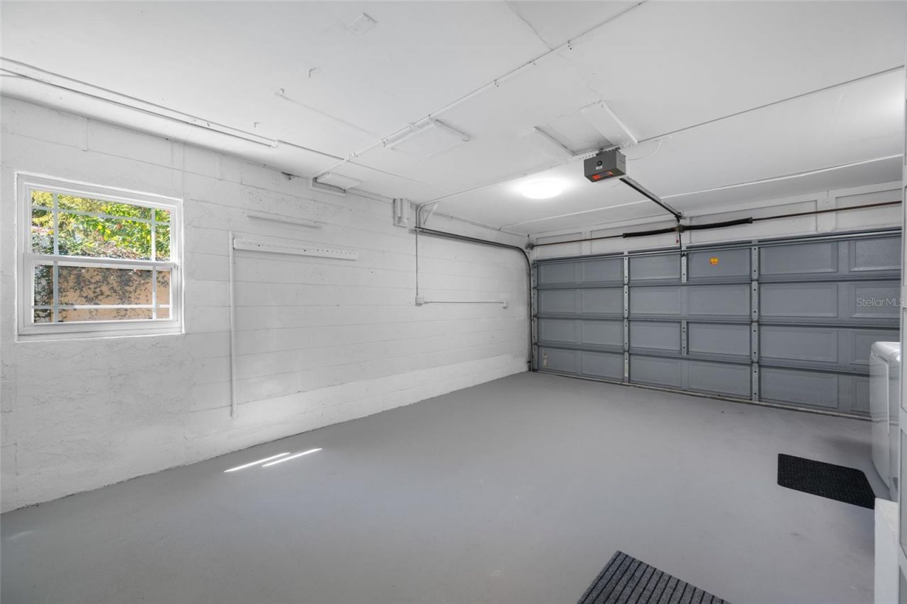 205 25th Avenue Ne, Saint Petersburg, FL 33704 Photo