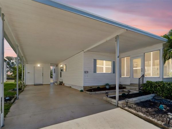 61 TANGLEWOOD DRIVE , PALM HARBOR, FL 34684