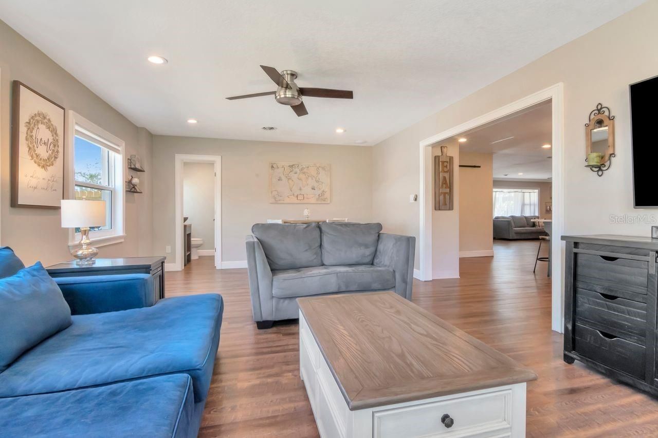 2201 S Village Avenue, Tampa, FL 33612 Photo