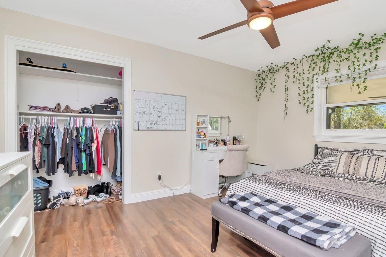 2201 S Village Avenue, Tampa, FL 33612 Photo