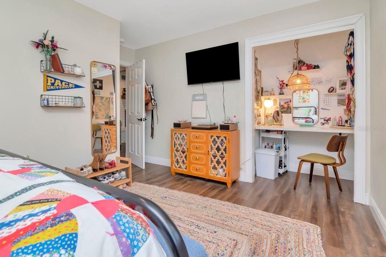 2201 S Village Avenue, Tampa, FL 33612 Photo