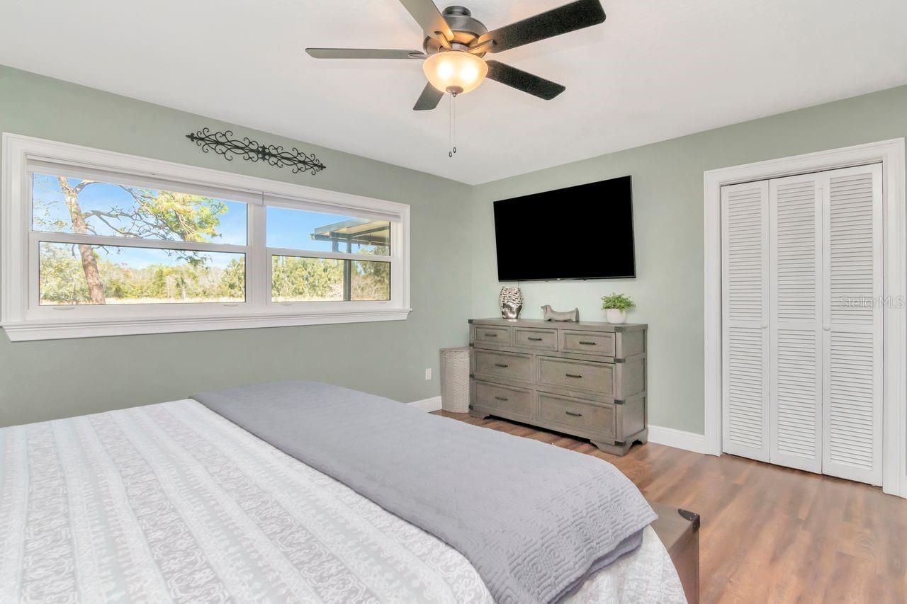 2201 S Village Avenue, Tampa, FL 33612 Photo