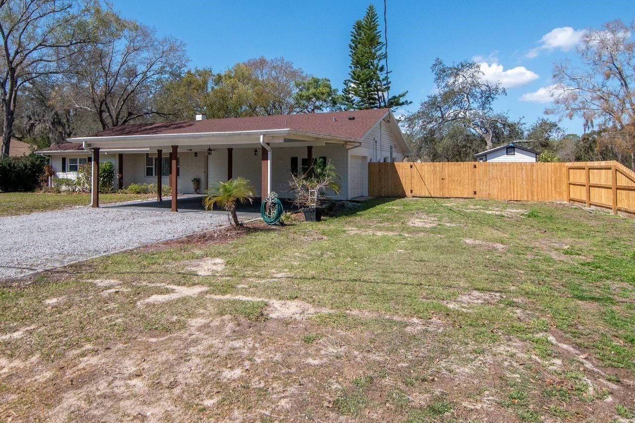 2201 S Village Avenue, Tampa, FL 33612 Photo