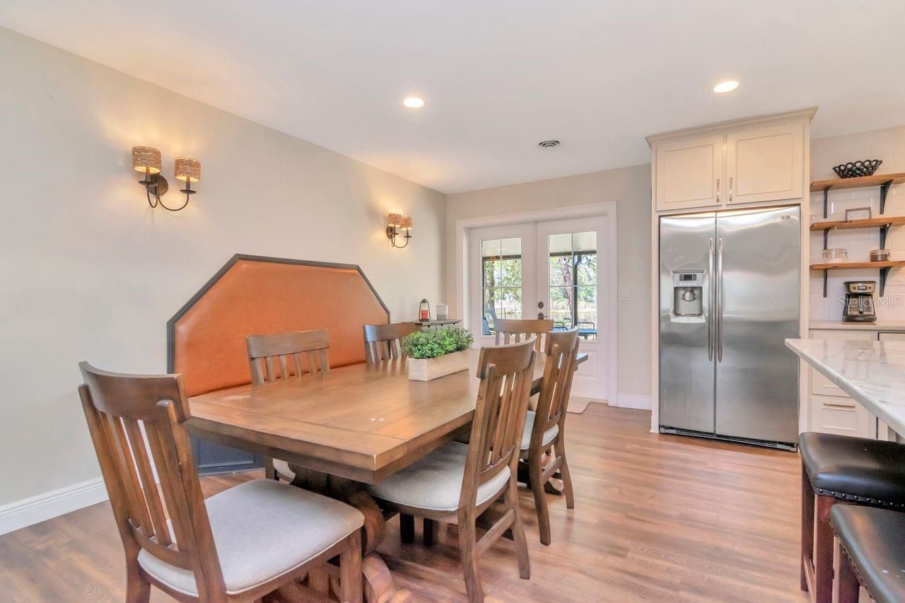 2201 S Village Avenue, Tampa, FL 33612 Photo