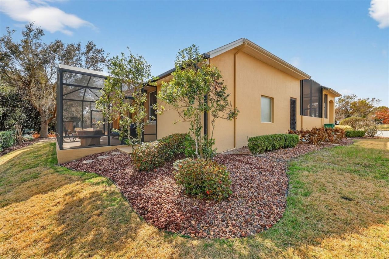 8124 Bridgeport Bay Circle, Mount Dora, FL 32757 Photo