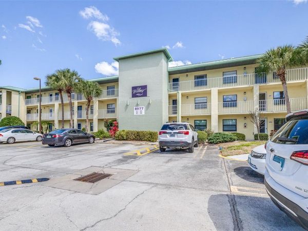 6077 113TH STREET, Unit 621, SEMINOLE, FL 33772