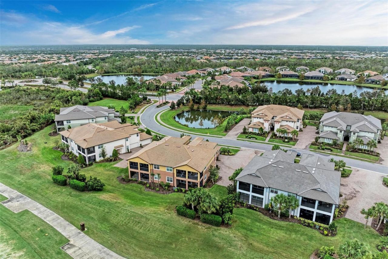 7374 Divot Loop, Bradenton, FL 34202 Photo