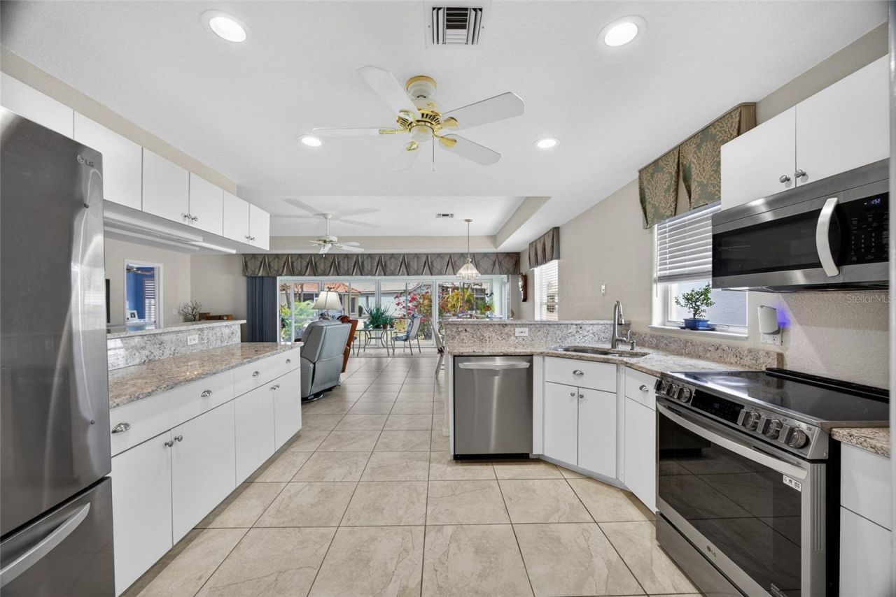 10221 Arrowhead Drive, Punta Gorda, FL 33955 Photo