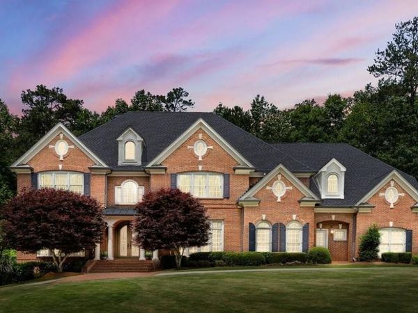 8196 Hewlett Road, Atlanta, GA 30350