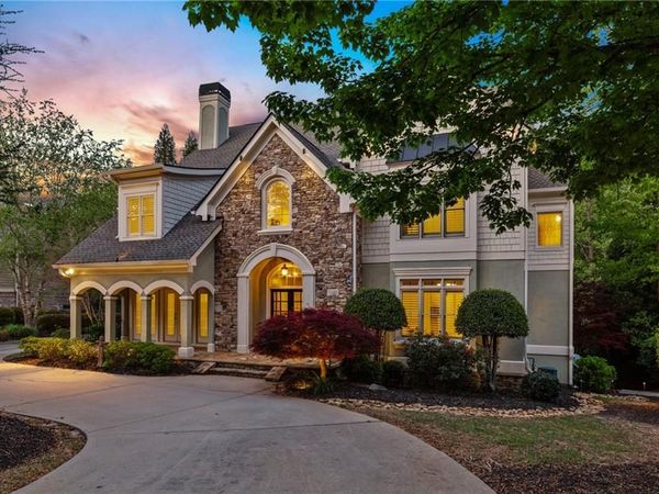 2480 Flint Creek Drive , Cumming, GA 30041