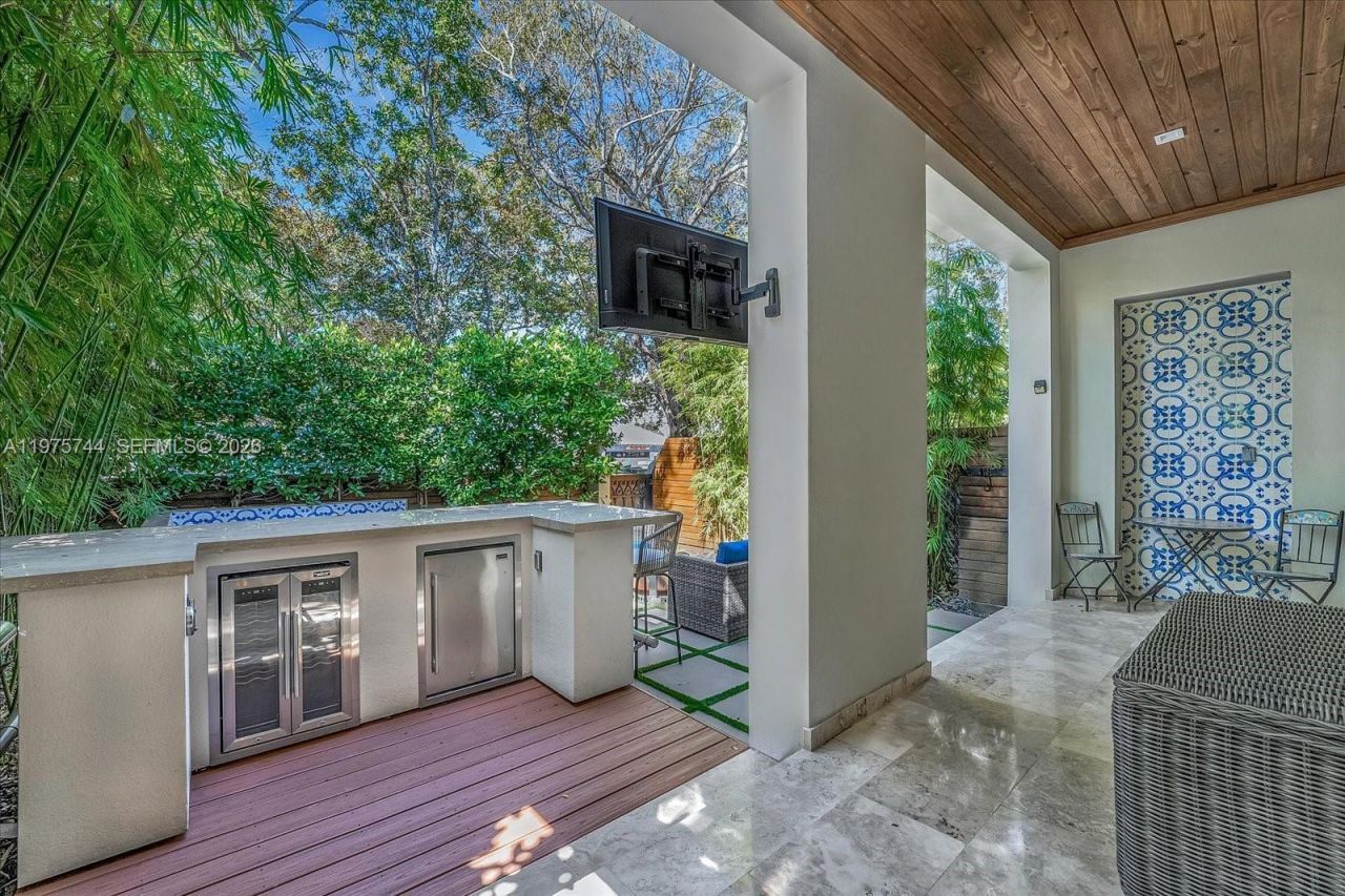 7440 SW 56th Ct, Miami, FL 33143 Photo