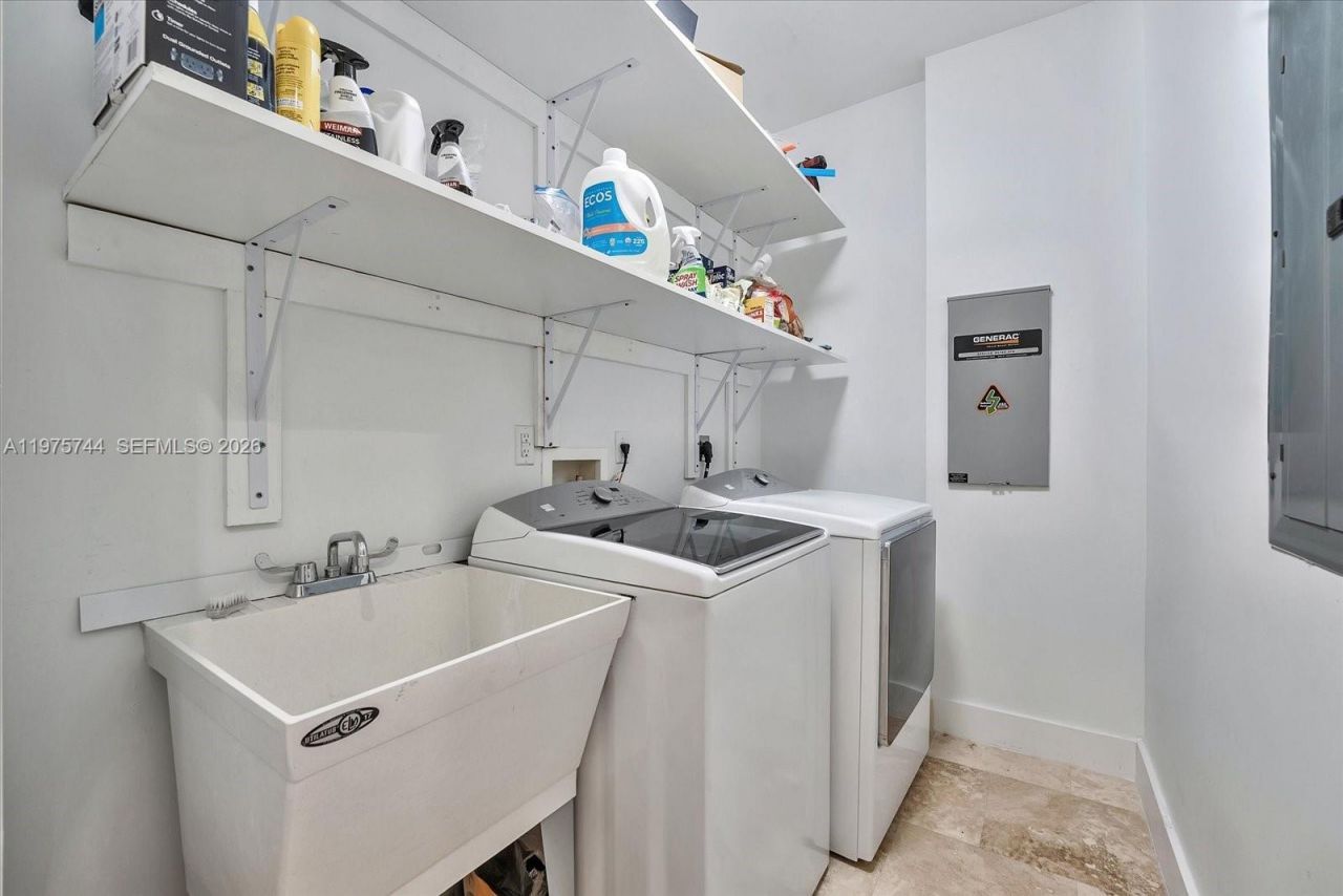 7440 SW 56th Ct, Miami, FL 33143 Photo