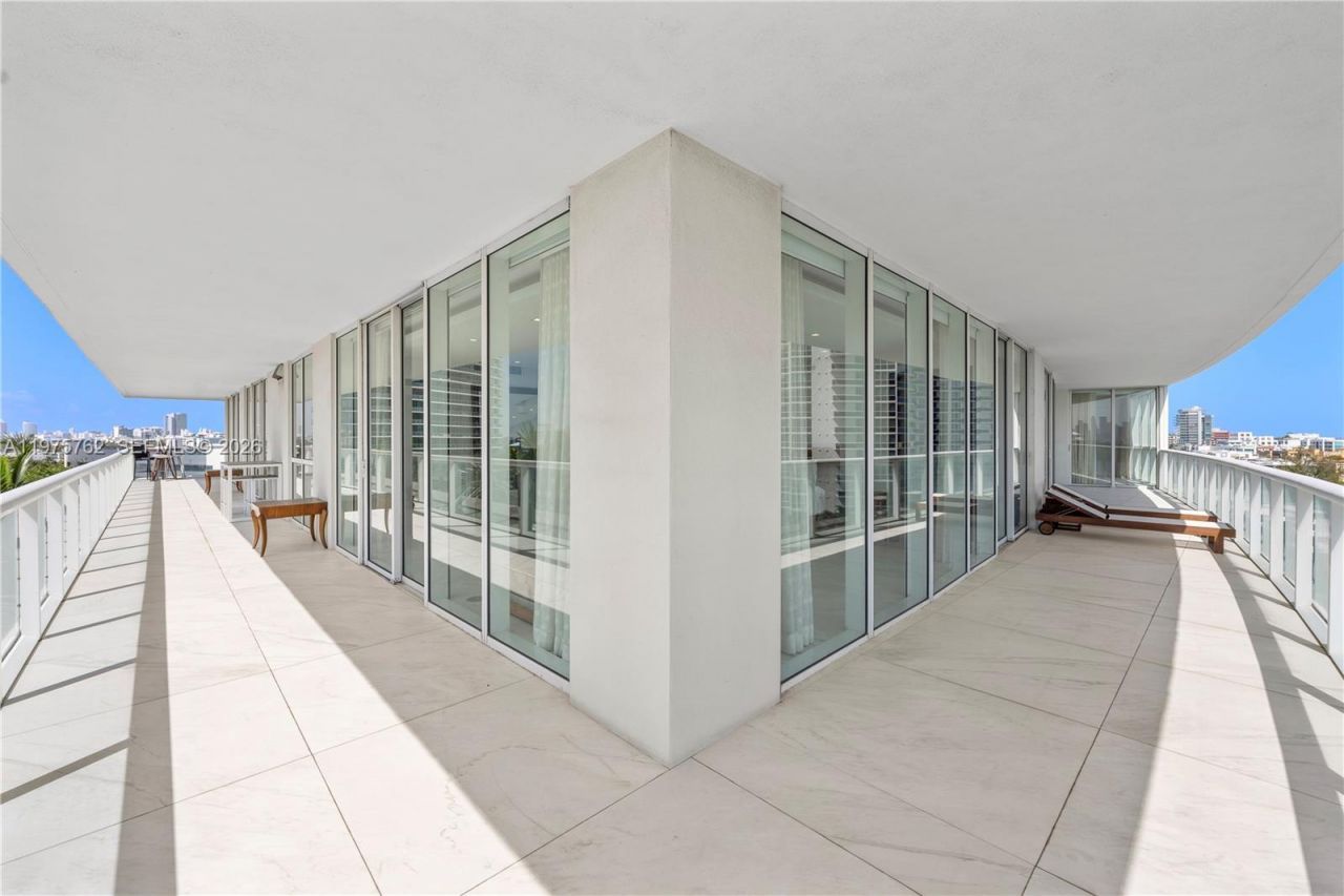 450 Alton Rd , Unit 901-902, Miami Beach, FL 33139 Photo