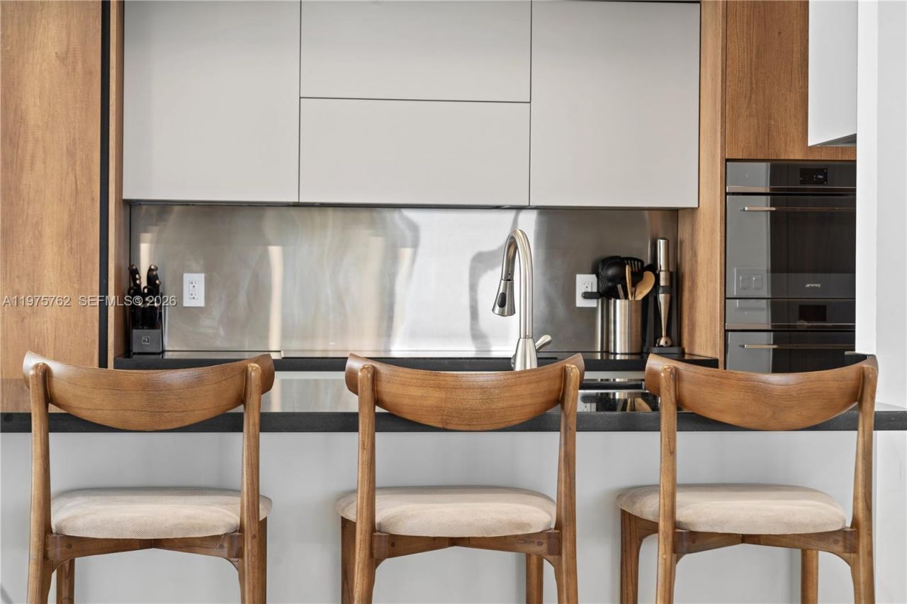 450 Alton Rd , Unit 901-902, Miami Beach, FL 33139 Photo