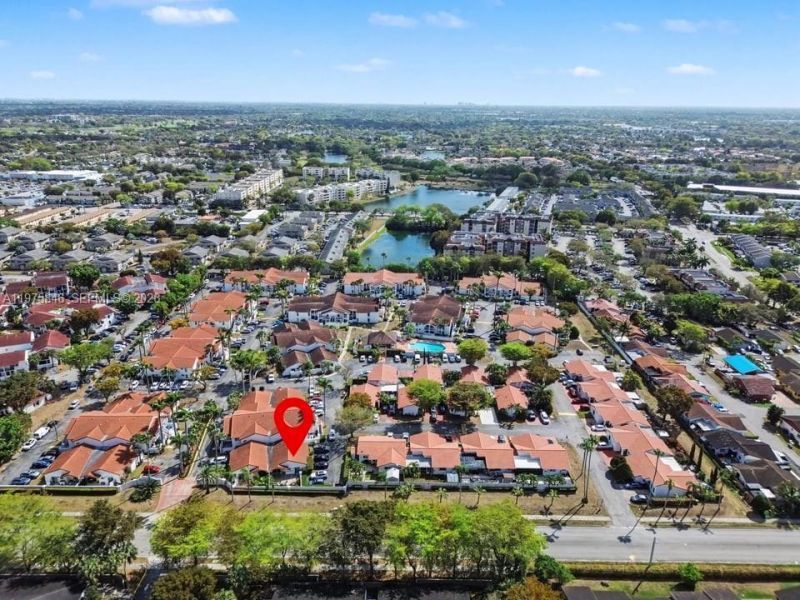 15390 SW 76th Ter, Unit 105, Miami, FL 33193 Photo