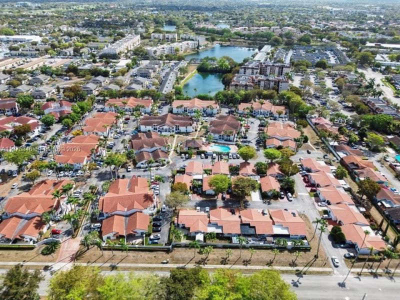 15390 SW 76th Ter, Unit 105, Miami, FL 33193 Photo