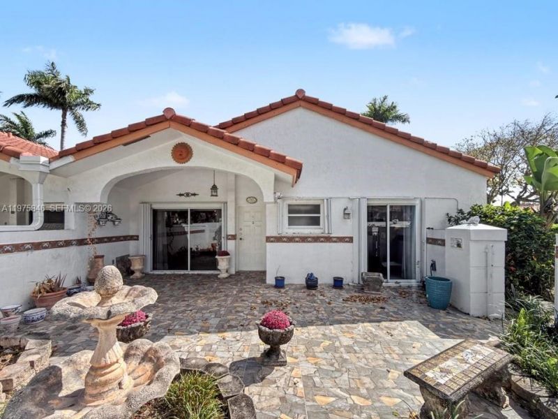 15390 SW 76th Ter, Unit 105, Miami, FL 33193 Photo