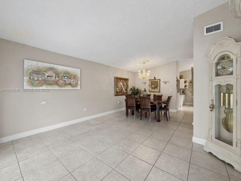 15390 SW 76th Ter, Unit 105, Miami, FL 33193 Photo