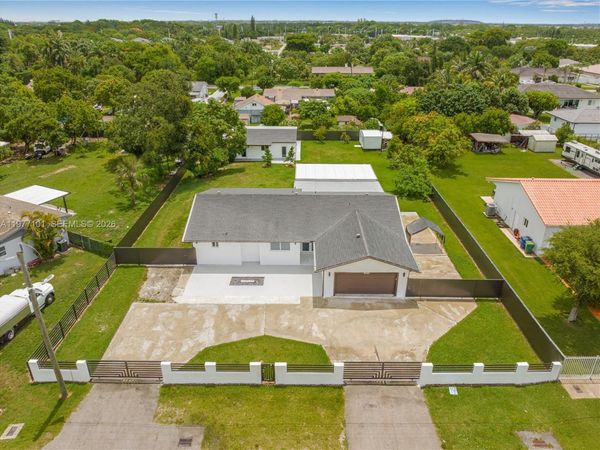 22601 SW 127th Ave , Miami, FL 33170