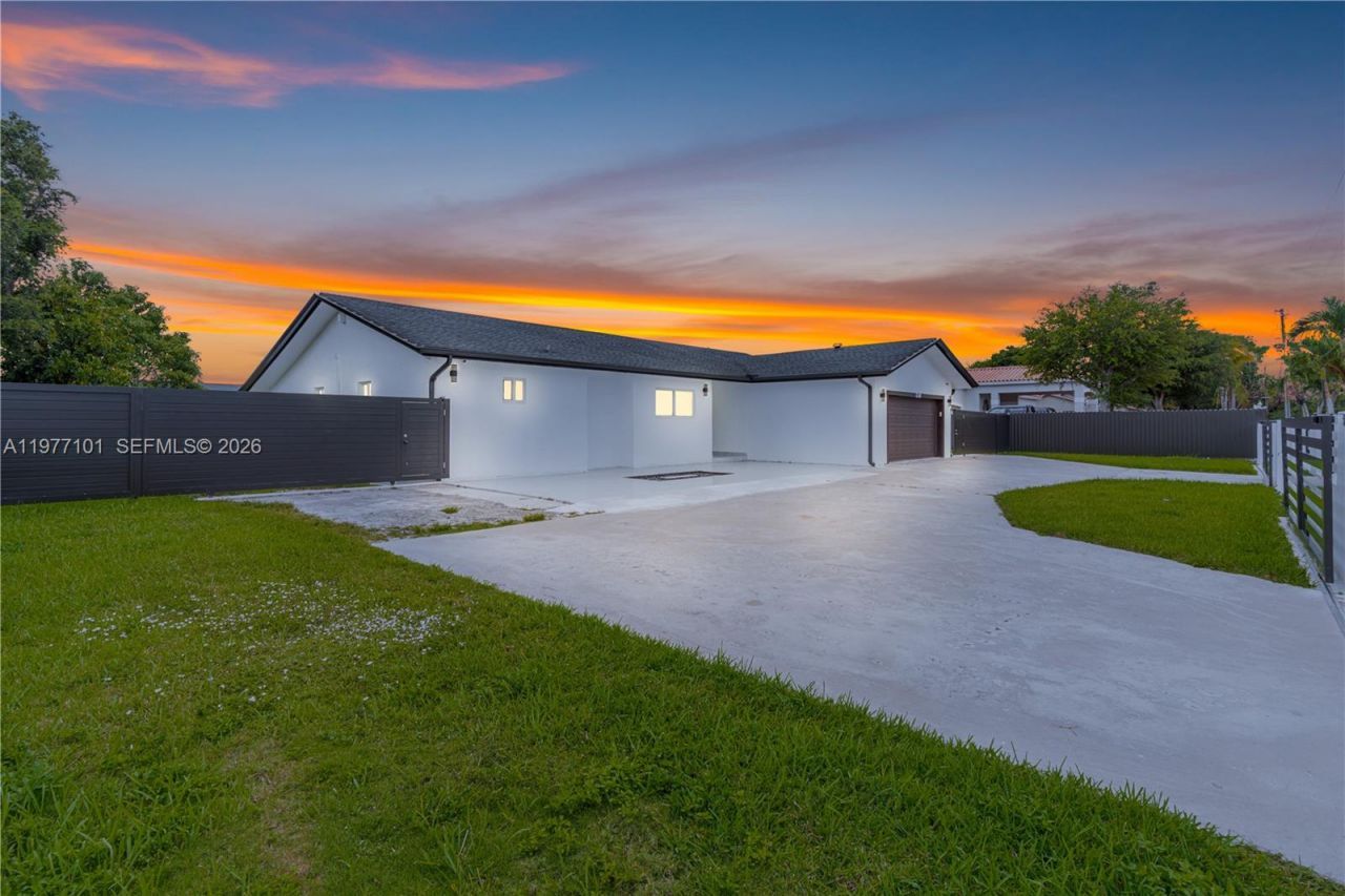 22601 SW 127th Ave , Miami, FL 33170 Photo