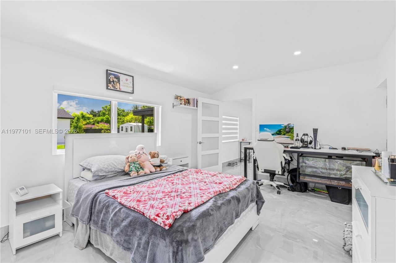 22601 SW 127th Ave , Miami, FL 33170 Photo