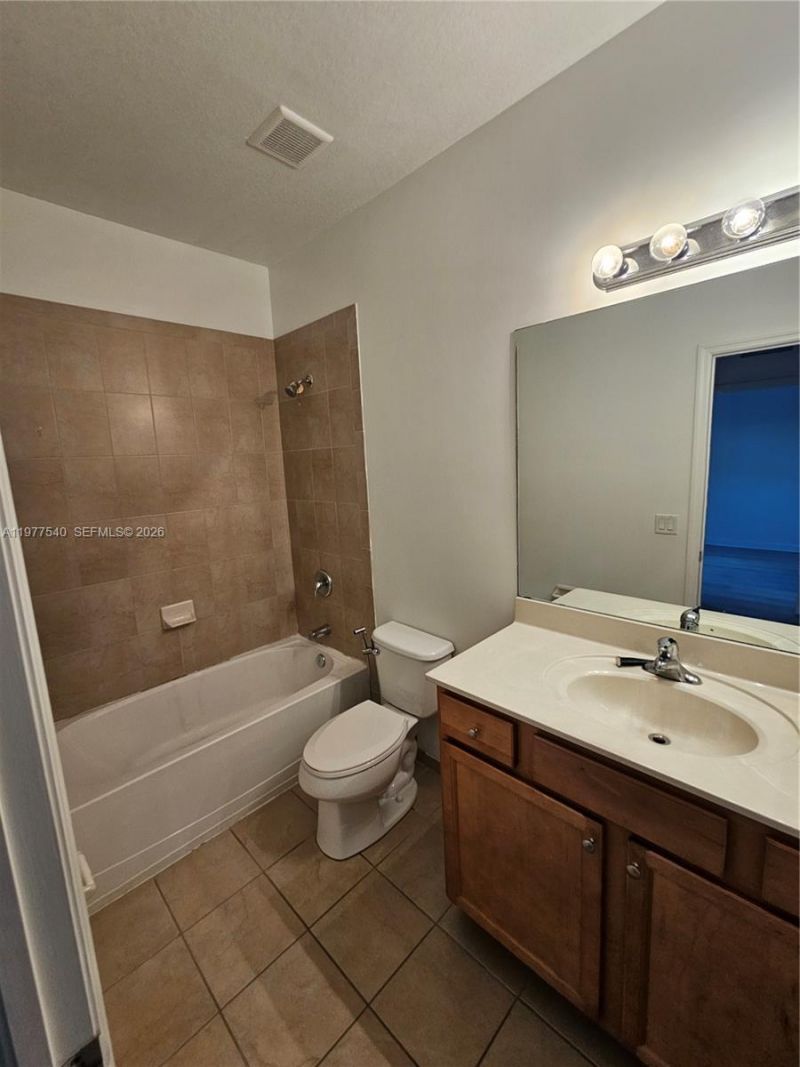 3370 W 90th St, Unit A, Hialeah, FL 33018 Photo