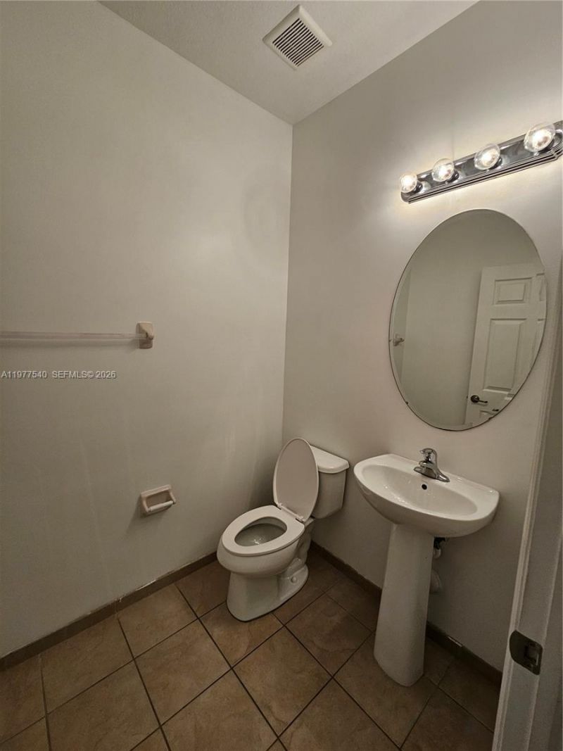 3370 W 90th St, Unit A, Hialeah, FL 33018 Photo