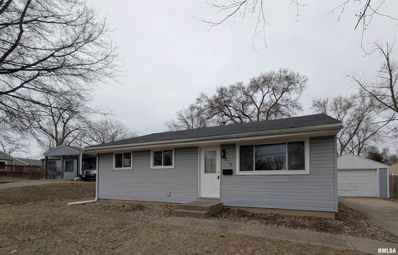 915 Lincoln Road, Marquette Heights, IL 61554 Main Photo