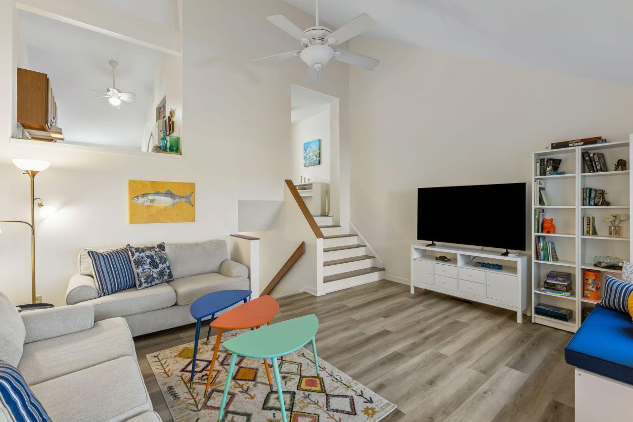 1723 Live Oak Park Photo 11