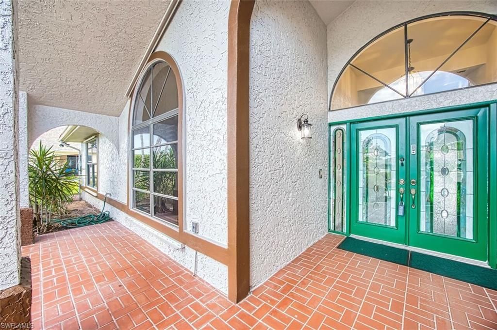 6896 Erin Marie Ct, Fort Myers, FL 33919 Photo