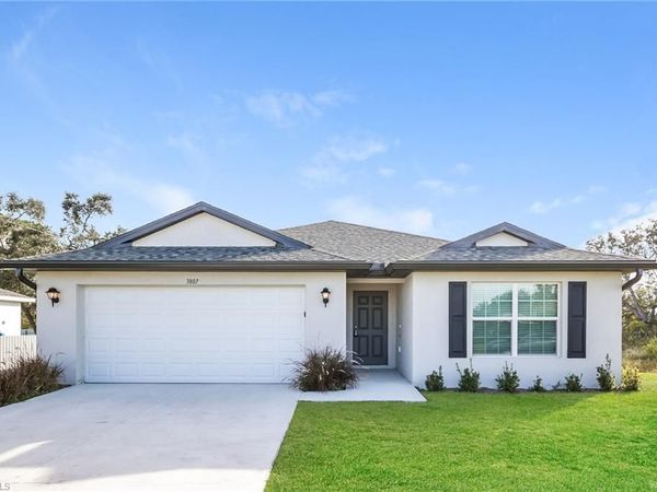 3807 8th ST SW, LEHIGH ACRES, FL 33976