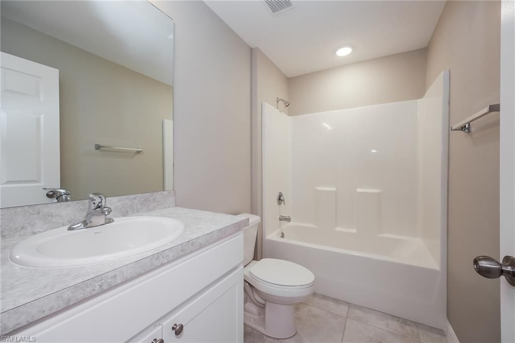 3807 8th St Sw, Lehigh Acres, FL 33976 Photo