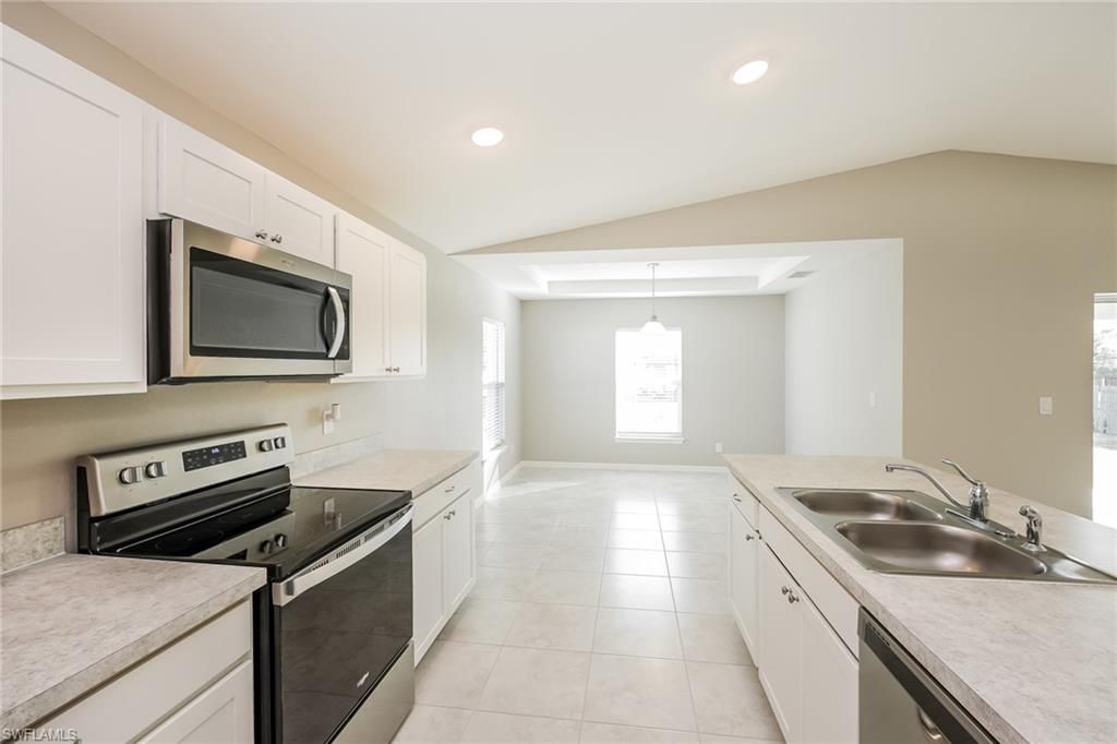 3807 8th St Sw, Lehigh Acres, FL 33976 Photo