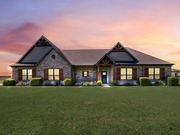 7739 Borth Road , Sanger, TX 76266