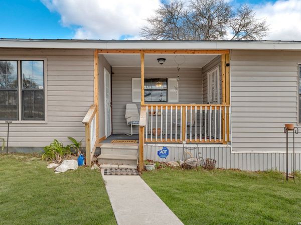 4315 Prelude Pass, Elmendorf, TX 78112