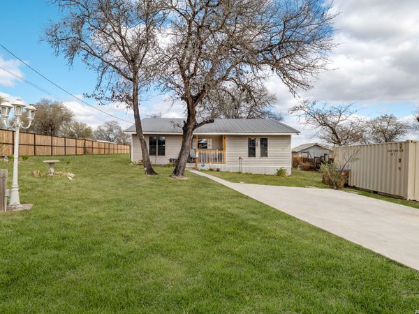 4315 Prelude Pass, Elmendorf, TX 78112