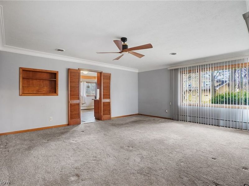 23501 Effingham Boulevard, Euclid, OH 44117 Photo 13