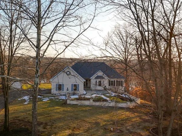 102 WATERVIEW , EAGLEVILLE, PA 19403